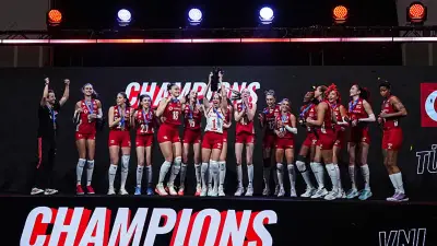 A Milli Kadın Voleybol Takımı'ndan şampiyonluk sözleri! Gizem Örge'den sakatlık itirafı