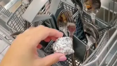 Alüminyum Folyoyu Bulaşık Makinesinde Top Yapıp Kullanmanın Sırrı