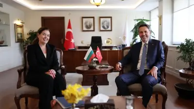 Bakan Bayraktar, Bulgaristanlı mevkidaşı ile enerji işbirliğini görüştü