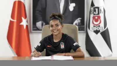 Beşiktaş Kadın Futbol Takımı, Brezilyalı Stoper Rafaela Dos Santos'u Transfer Etti