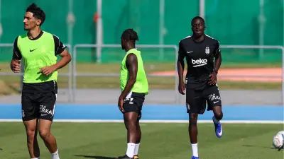 Beşiktaş'ın yeni transferi Kassoum Ouattara ilk antrenmanına çıktı