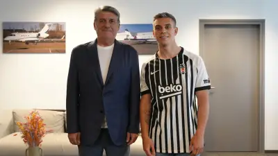 Beşiktaş'ın Yıldız Transferi Trossard İstanbul'da! 3+1 Yıllık İmza Atacak