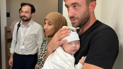 Bursa'da 22 haftalık bebek anne karnında ciğer kistine şant ile tedavi edildi