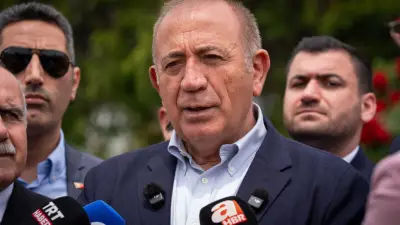 CHP'de 7 ilçe başkanı görevden alındı: Gürsel Tekin duyurdu