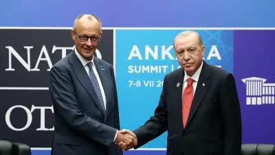 Cumhurbaşkanı Erdoğan, Almanya Başbakanı Merz ile NATO Zirvesi'nde Görüştü