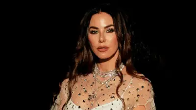 Defne Samyeli: Evliyken Çocukluk Aşkımı Google'dan Buldum