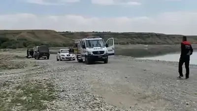 Diyarbakır'da Serinlemek İçin Girdiği Çayda Kaybolan A.Y.'yi Arama Çalışmaları Sürüyor