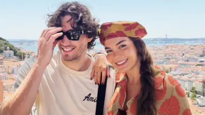 Ebru Şahin ve Cedi Osman'dan Portekiz Tatili Pozları