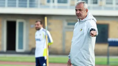 Fenerbahçe'de ayrılıklar netleşiyor! İsmail Kartal'ın raporu bekleniyor