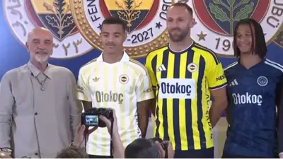 Fenerbahçe'de Muriqi, Ake ve Greenwood İmza Töreni Düzenlendi