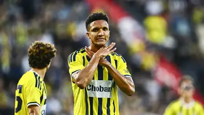 Fenerbahçe'ye Rodrigo Becao piyangosu! Venezia görüşmelere başladı