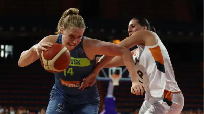 Galatasaray Çağdaş Faktoring, Hollandalı pivot Emese Hof'u kadrosuna kattı