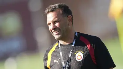Galatasaray, Jhon Duran Transferini Askıya Aldı, Lucas Stassin Gündemde