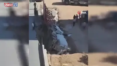Kahramanmaraş'ta Yolda Çökme: Beton Mikseri Devrildi, Sürücü Yaralandı