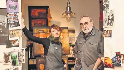 Mehmet Güreli, 40 Yıllık Manevi Kızı Görkem Yeltan'ı Evlat Edindi