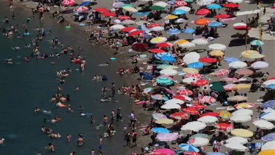 Meteoroloji'den Uyarı: Kuzeyde Yağmur, Güneyde Sıcak Hava Hakim