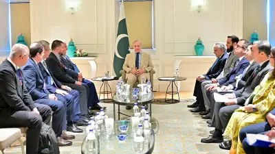 Pakistan Başbakanı Şerif, Albayrak Grubu heyetini kabul etti