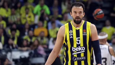 Sertaç Şanlı yeniden Fenerbahçe'de! 1 yıllık imza