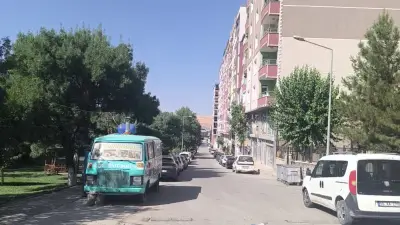 Siirt Kurtalan'da Hissedilen Sıcaklık 50 Dereceye Yaklaştı, Sokaklar Boş Kaldı