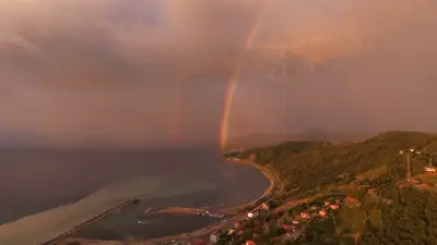 Sinop'ta sağanak sonrası oluşan çift gökkuşağı dron ile görüntülendi