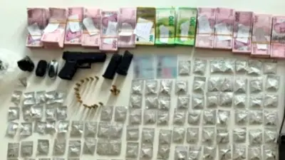 İstanbul Bakırköy'de otomobilde uyuşturucu düzeneği: 4 tutuklama