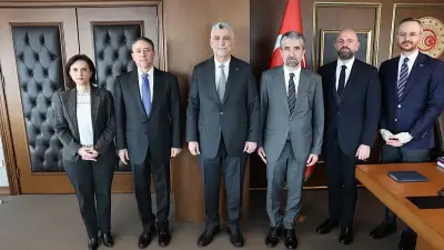 Ticaret Bakanı Bolat, TÜSİAD Başkanı Diren'i Kabul Etti