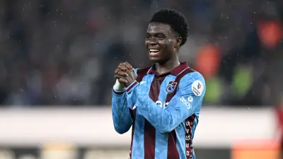 Trabzonsporlu Oulai 30 Milyon Euro'ya Fiorentina'ya Transfer Oluyor