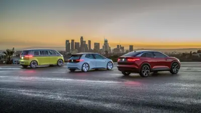 VW işten çıkarmayacak, model sayısını yarıya indirecek