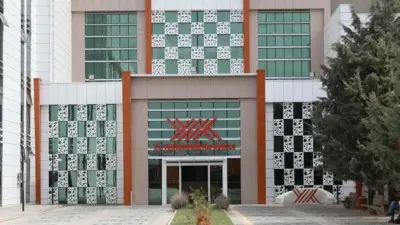 YÖK, depremzede öğrencilere özel öğrencilik hakkını 1 yıl daha uzattı