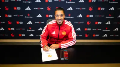 Youri Tielemans resmen Manchester United'da! 2031'e kadar imza