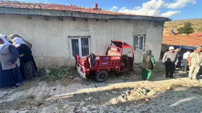 Yozgat'ta elektrikli motosiklet duvara çarptı: 6 yaralı