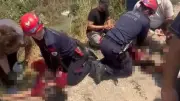 Adana'da otomobil sulama kanalına uçtu: 2 kadının kalbi durdu, yeniden çalıştırıldı