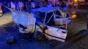 Adana'da trafik ışıklarında bekleyen araca çarpma: 2 ölü, 2 yaralı