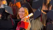 Alina Boz, İstanbul Bilgi Üniversitesi'nden Mezun Oldu