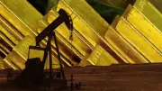 Altında 'Ölüm kesişmesi' petrolde '45 dolarlık' erime: Tarihi kayıplar piyasalara nasıl yansıdı?
