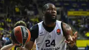 Anadolu Efes, Angolalı Pivot Bruno Fernando'yu Transfer Etti