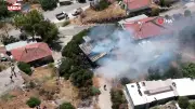 Antalya'da inşaat malzemesi barakasında yangın: 2 kişi dumandan etkilendi