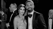 Arda Turan'dan tatil pozu! Eşi ve çocuklarıyla poz verdi