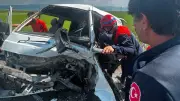 Ardahan'da minibüs ile otomobil çarpıştı: 7 yaralı