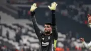 Beşiktaş, Kaleci Ersin Destanoğlu'na Veda Etti! Yollar Ayrıldı
