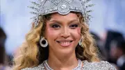 Beyonce ve Jay-Z'nin Malikanesine Şok Saldırı: Kapıyı Araçla Parçaladı