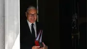 Birleşik Krallık'ta Starmer Başbakanlıktan Resmen Ayrıldı, Görevi Burnham Devraldı