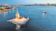 Boğaz'ın Asi Güzeli Kız Kulesi: Tarihi ve Efsaneleriyle İstanbul'un Simgesi