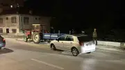 Bolu'da Kontrolden Çıkan Otomobil Park Halindeki Traktör Römorkuna Çarptı
