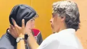 İbrahim Kutluay, maç sonrası gözyaşlarına boğulan oğlu Ömer'i teselli etti