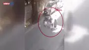 Bursa'da yayaya çarpmamak için fren yapan motosiklet devrildi: O anlar kamerada