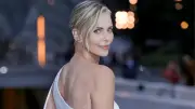 Charlize Theron'dan Matt Damon'ın Fiziğine Övgü: 'İnanılmaz'