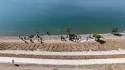 Elazığ Valiliği Öncülüğünde Hazar Gölü Kıyısında Temizlik Seferberliği