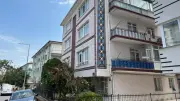 Emekli polis, kendisini bıçakla yaralayan oğlunu beylik tabancasıyla vurarak öldürdü