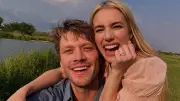 Emma Roberts ve Cody John, Julia Roberts'ın Katıldığı Törenle Evlendi